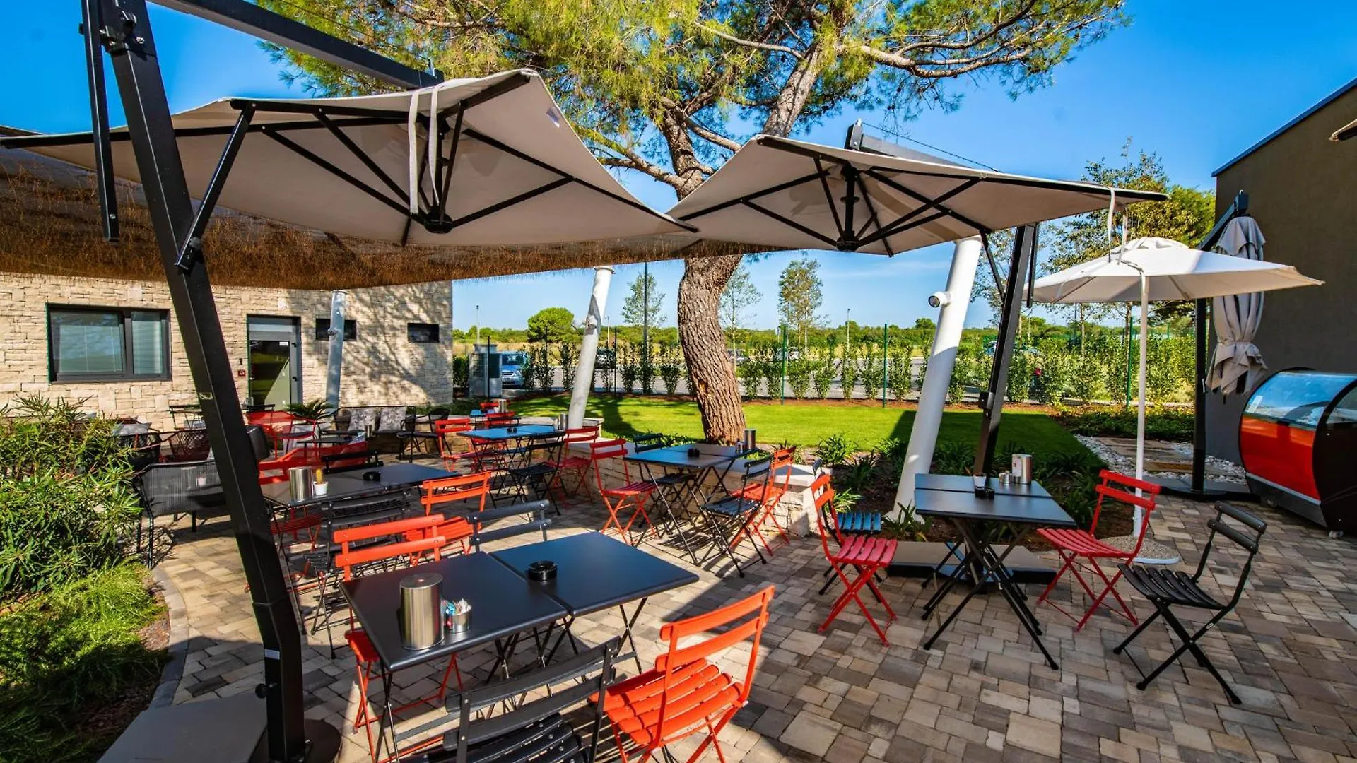 פארק נופש מדולין Arena Grand Kazela Camping Homes