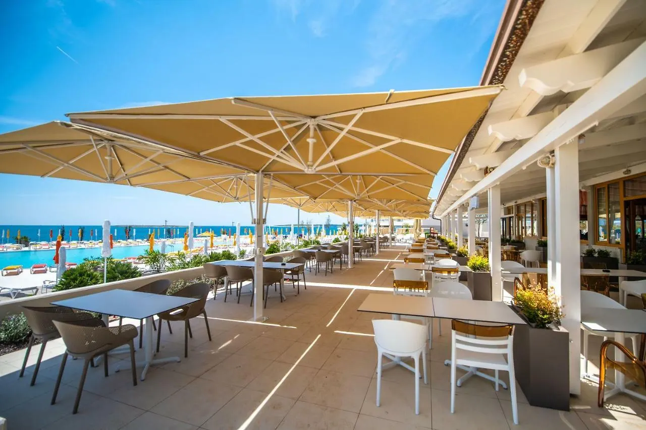 Arena Grand Kazela Camping Homes Croatia