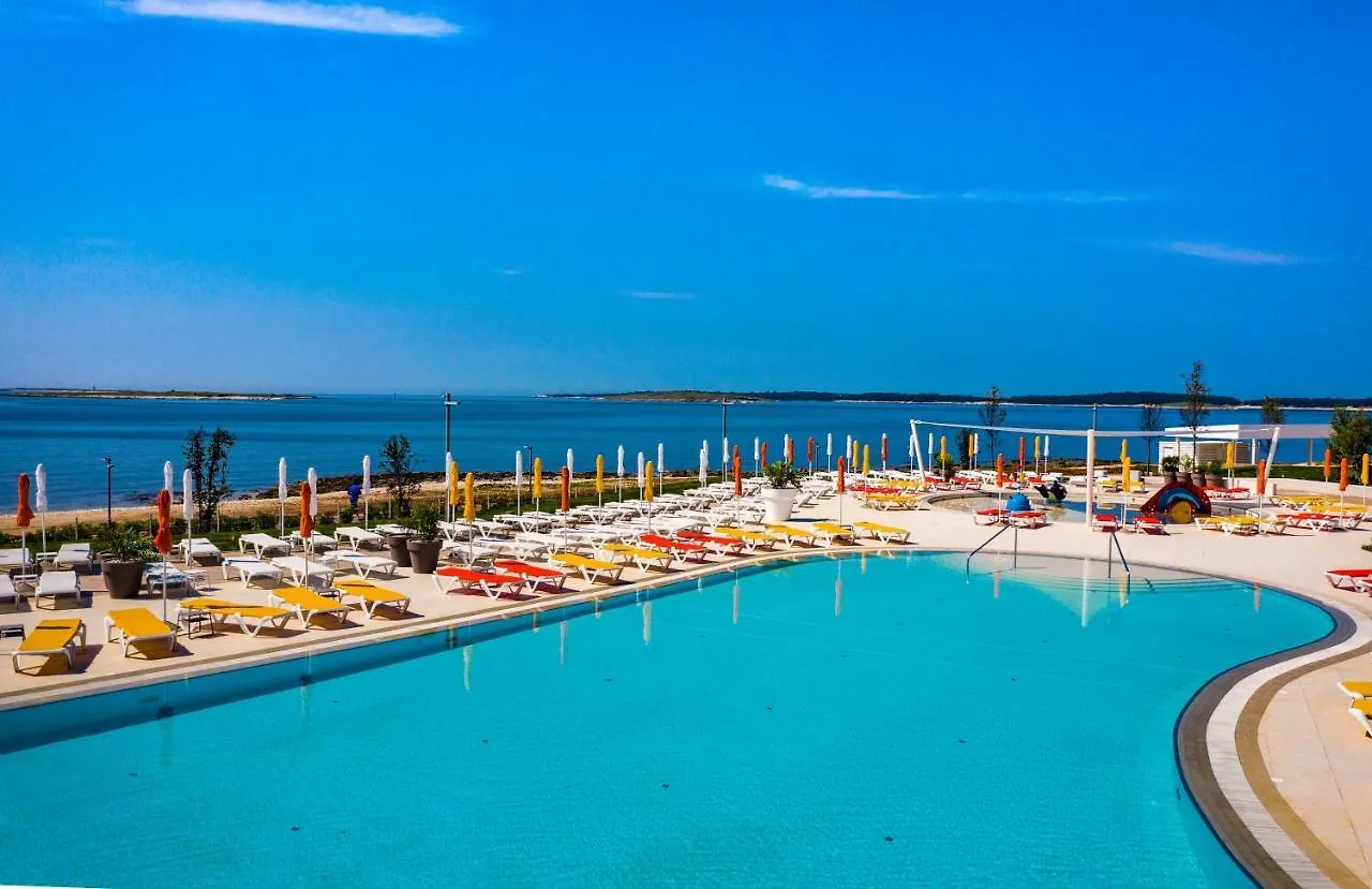 Holiday park Arena Grand Kazela Camping Homes